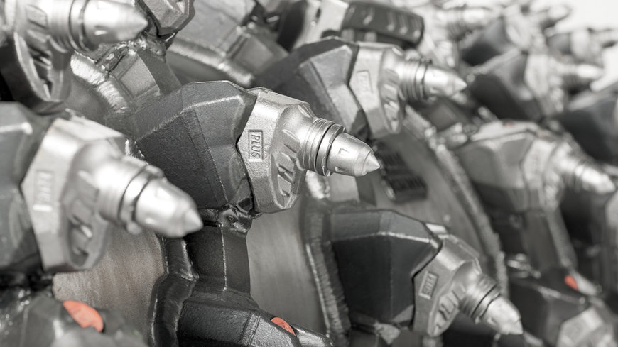 WIRTGEN: MILLING CONCRETE WITH GENERATION C² ROUND-SHANK PICKS